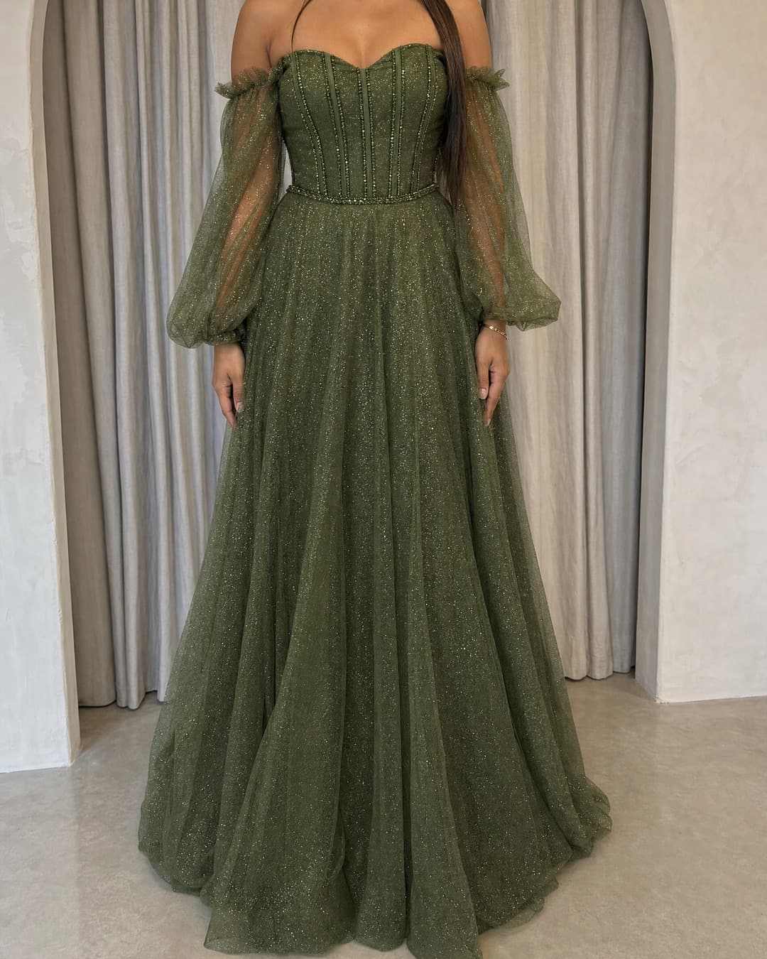 The Tiana Dress, Olijfgroen galajurk